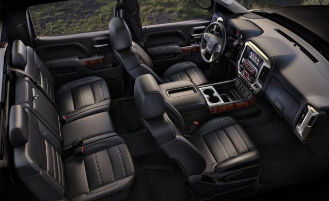 2017 GMC Sierra 2500HD interior