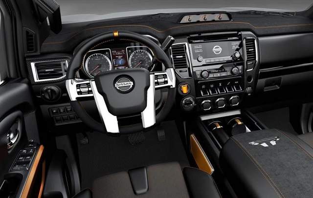 2019 Nissan Titan - interior