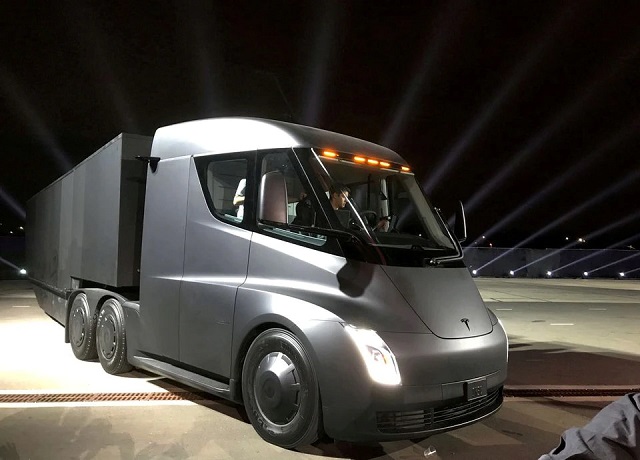 2023 Tesla Semi Electric Truck price